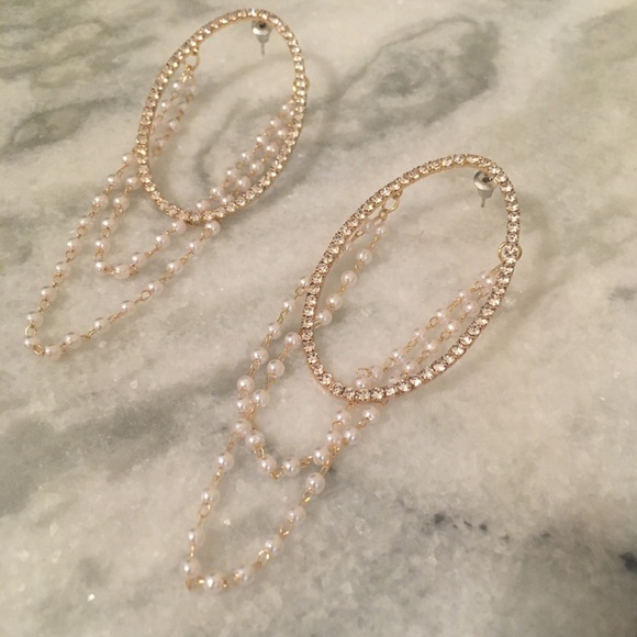 Oval Hoop Pearl Strands Drop Rhinestone Earrings - Picture 10 of 11